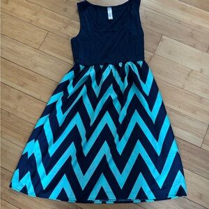 Sleeveless Chevron Dress in Navy and Teal